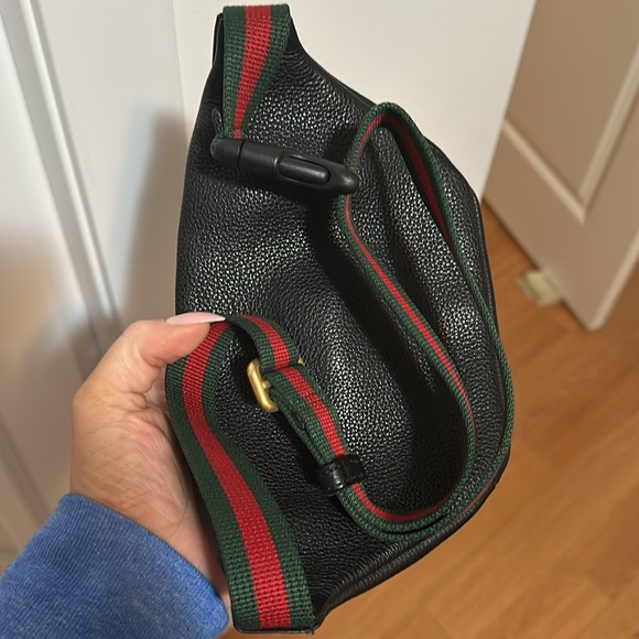AUTHENTIC GUCCI BELT BAG - Picture 3 of 6